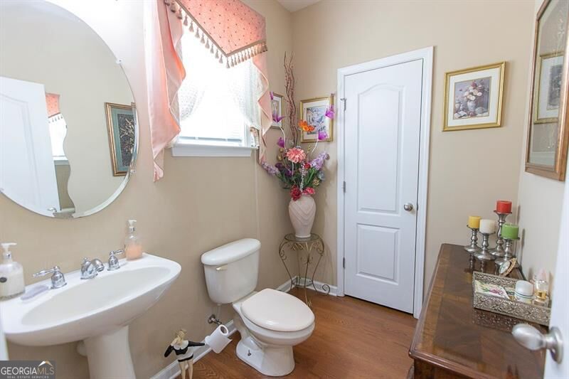 300 Hampton Place Property Photo 21