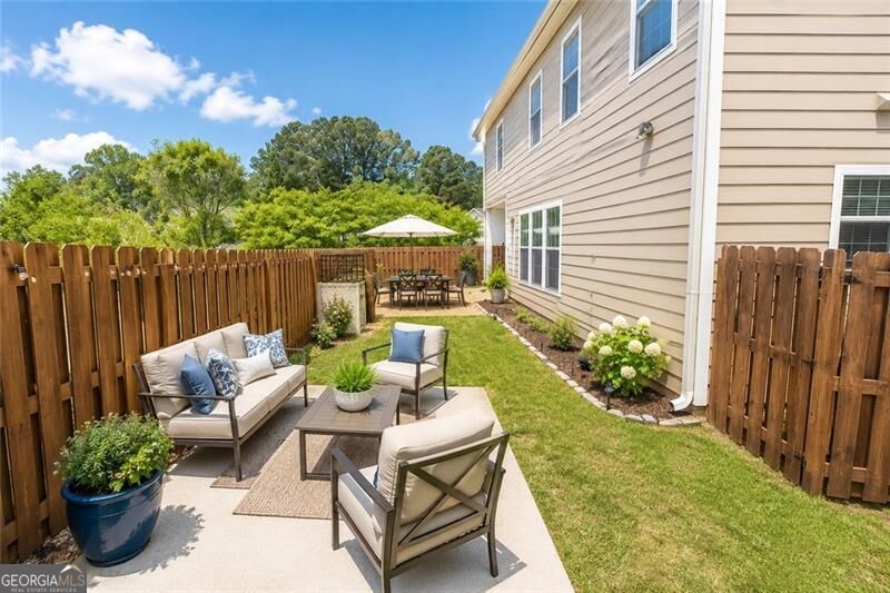 300 Hampton Place Property Photo 23