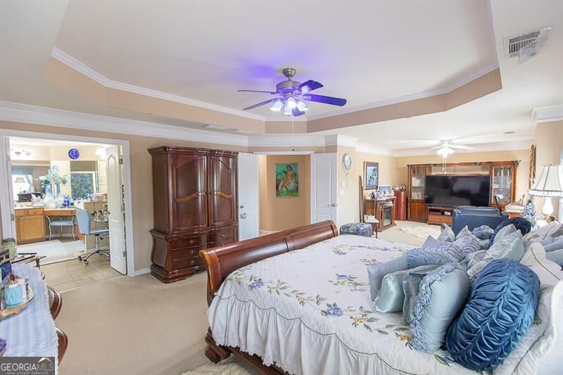 300 Hampton Place Property Photo 33