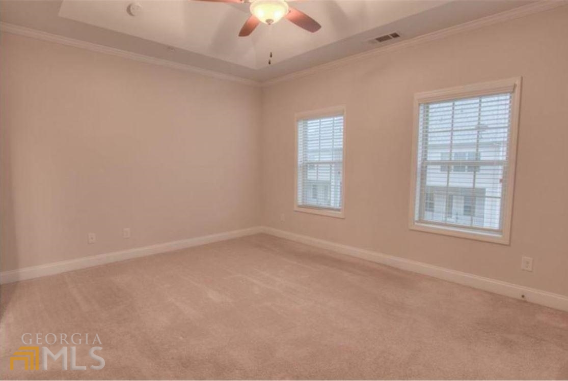 2415 Tenor Lane Property Photo 10