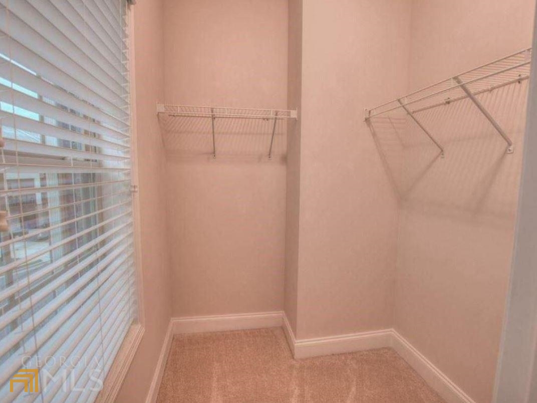 2415 Tenor Lane Property Photo 13