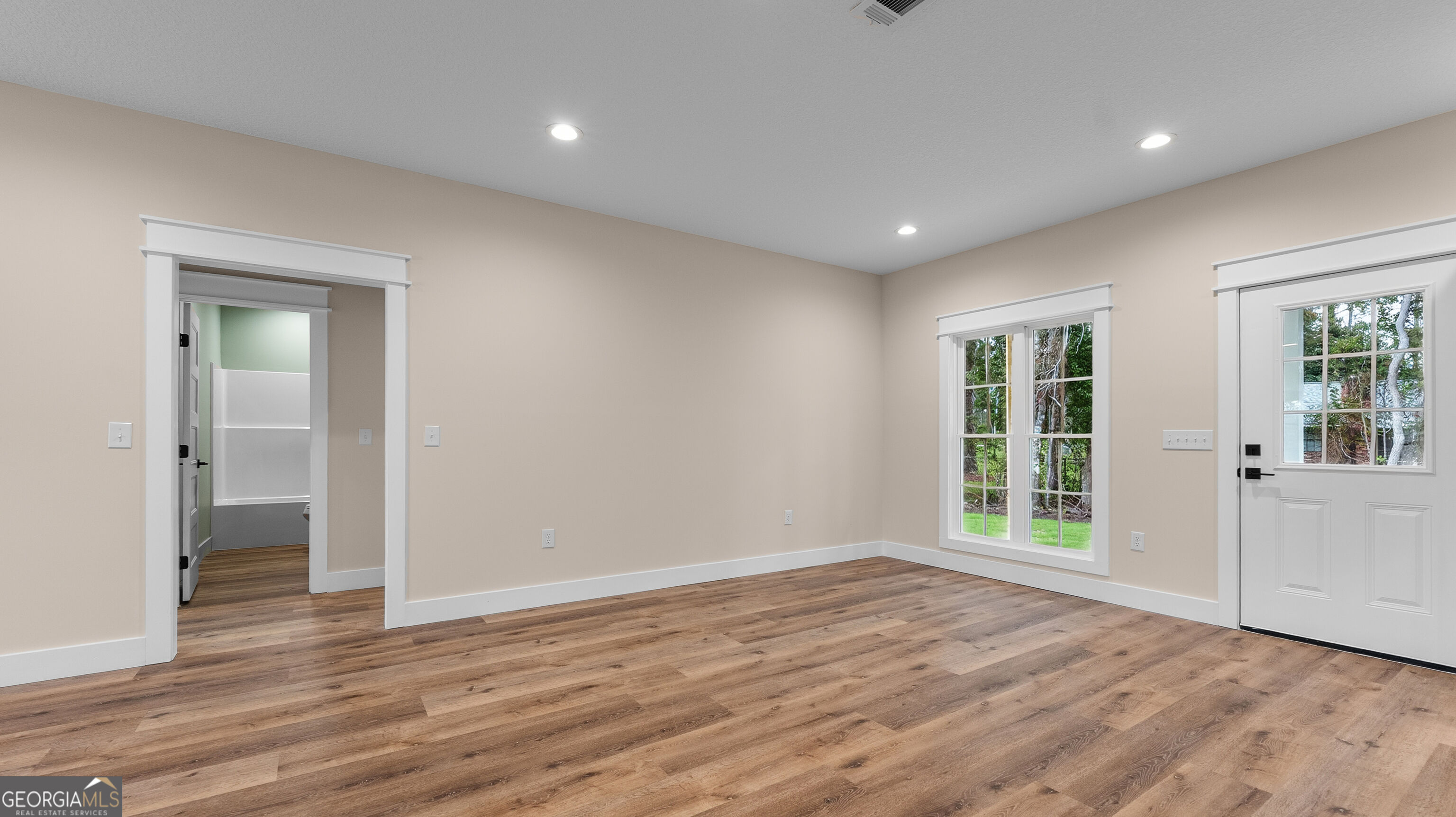 367 Ricardo St Property Photo 18