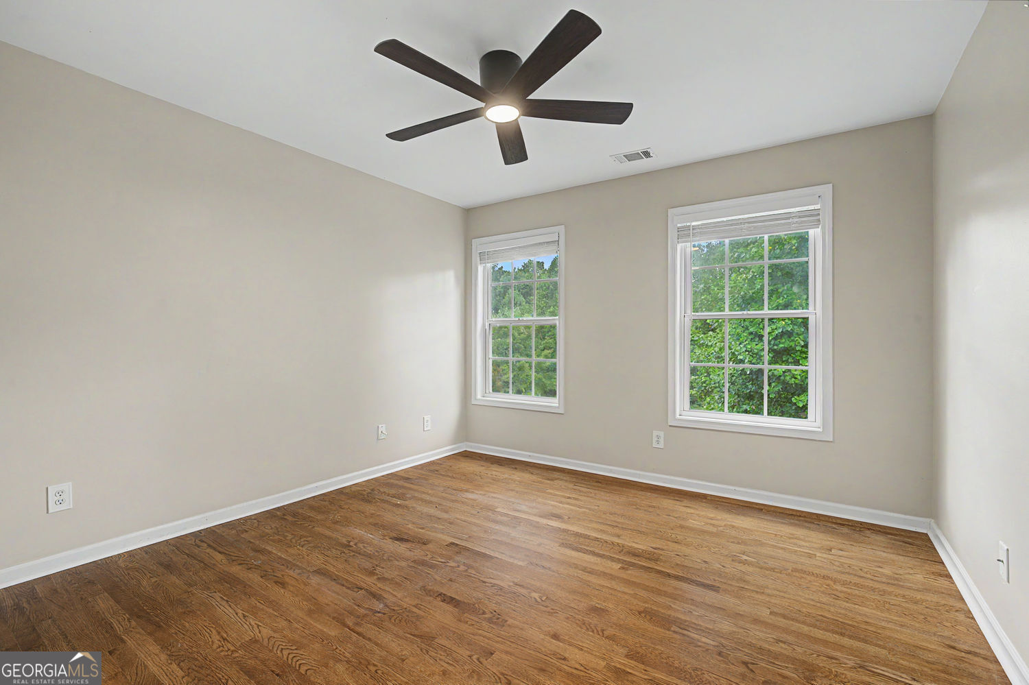 1702 Imperial Court Property Photo 25