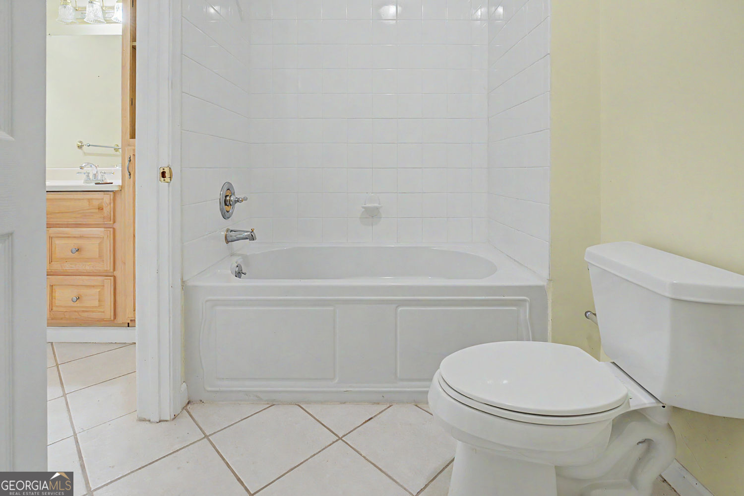 1702 Imperial Court Property Photo 30