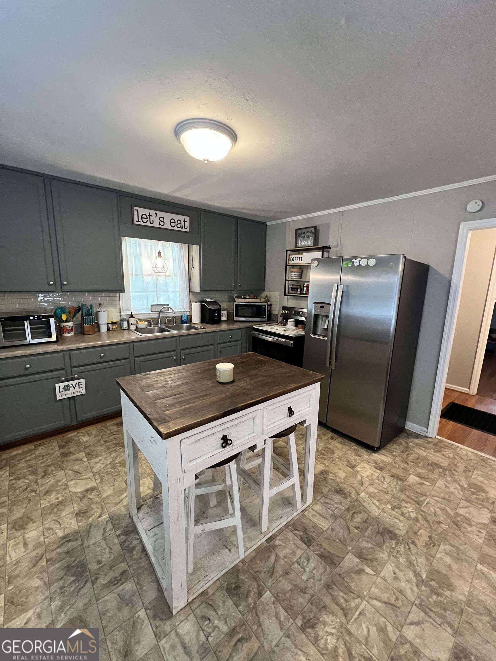 229 Church Street Property Photo 5