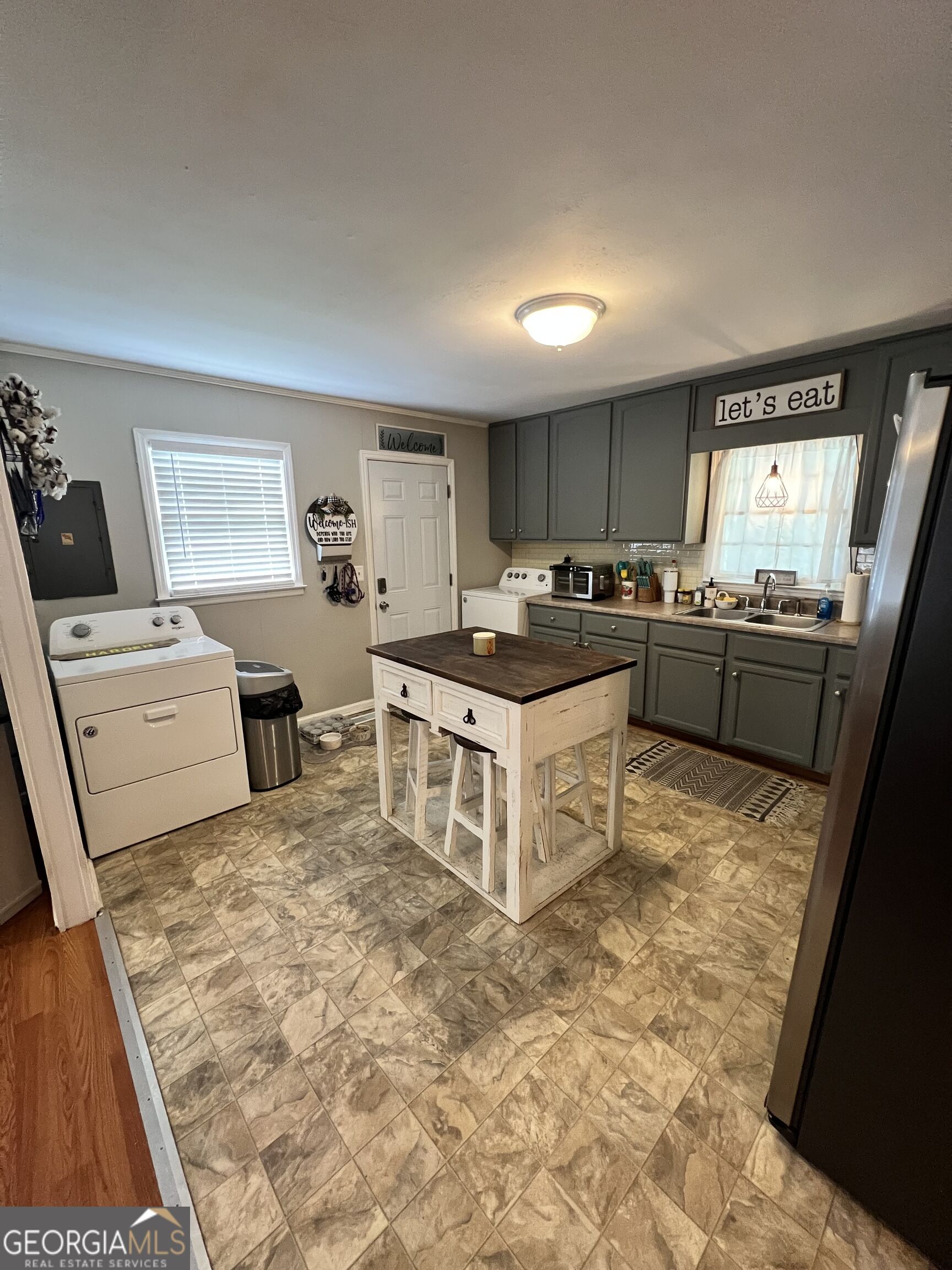 229 Church Street Property Photo 6