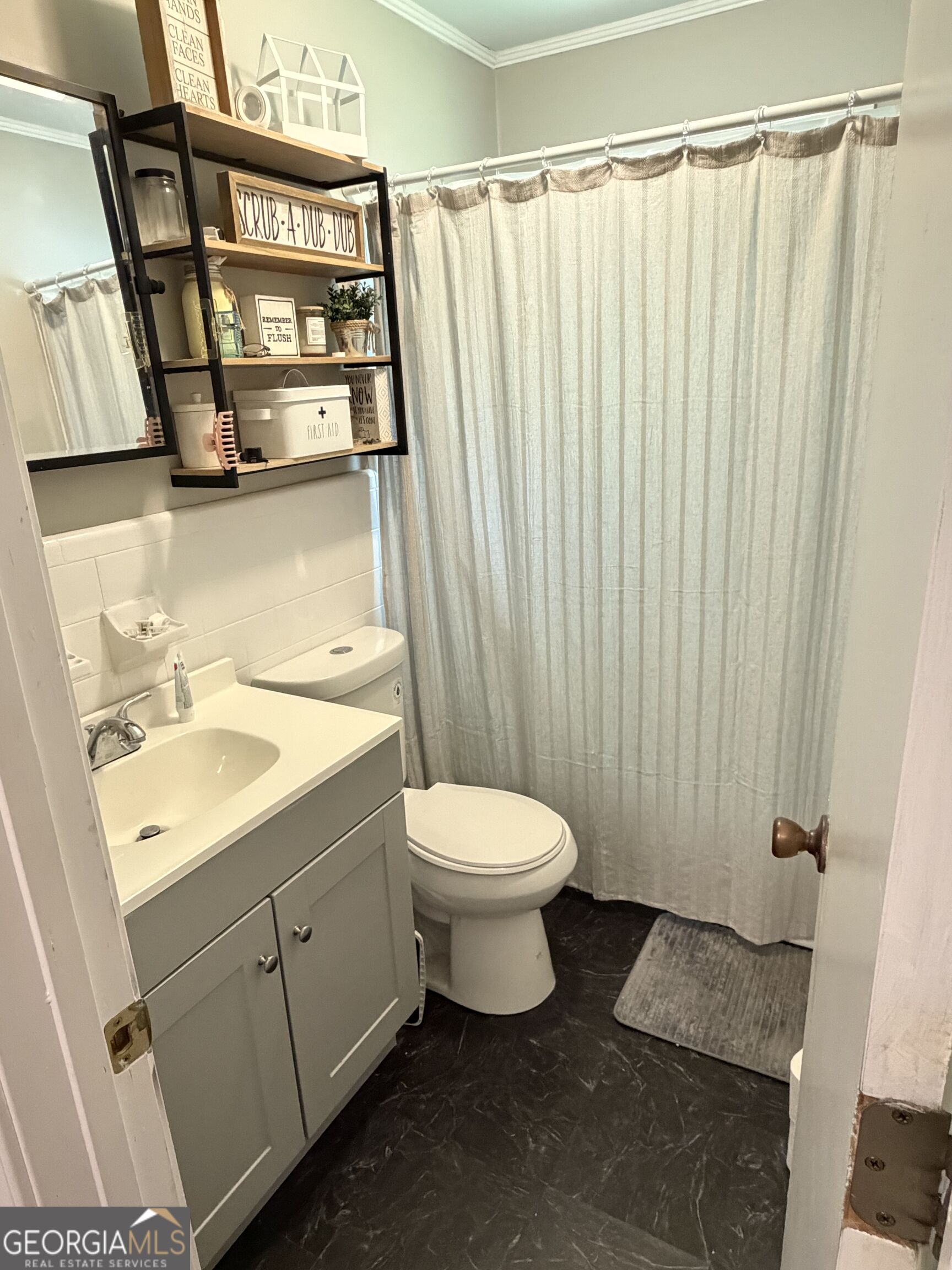 229 Church Street Property Photo 9
