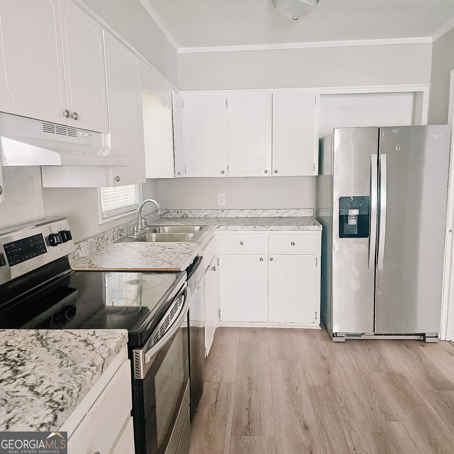 203 Briardale Avenue Property Photo 2