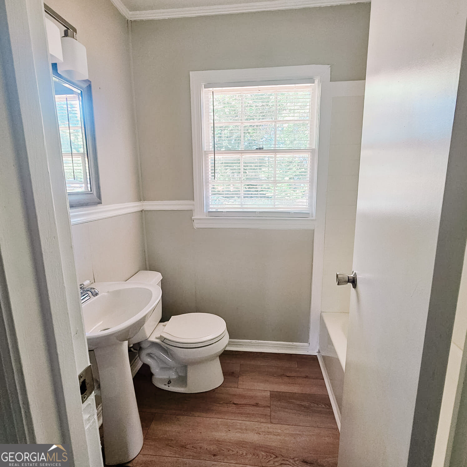 203 Briardale Avenue Property Photo 7