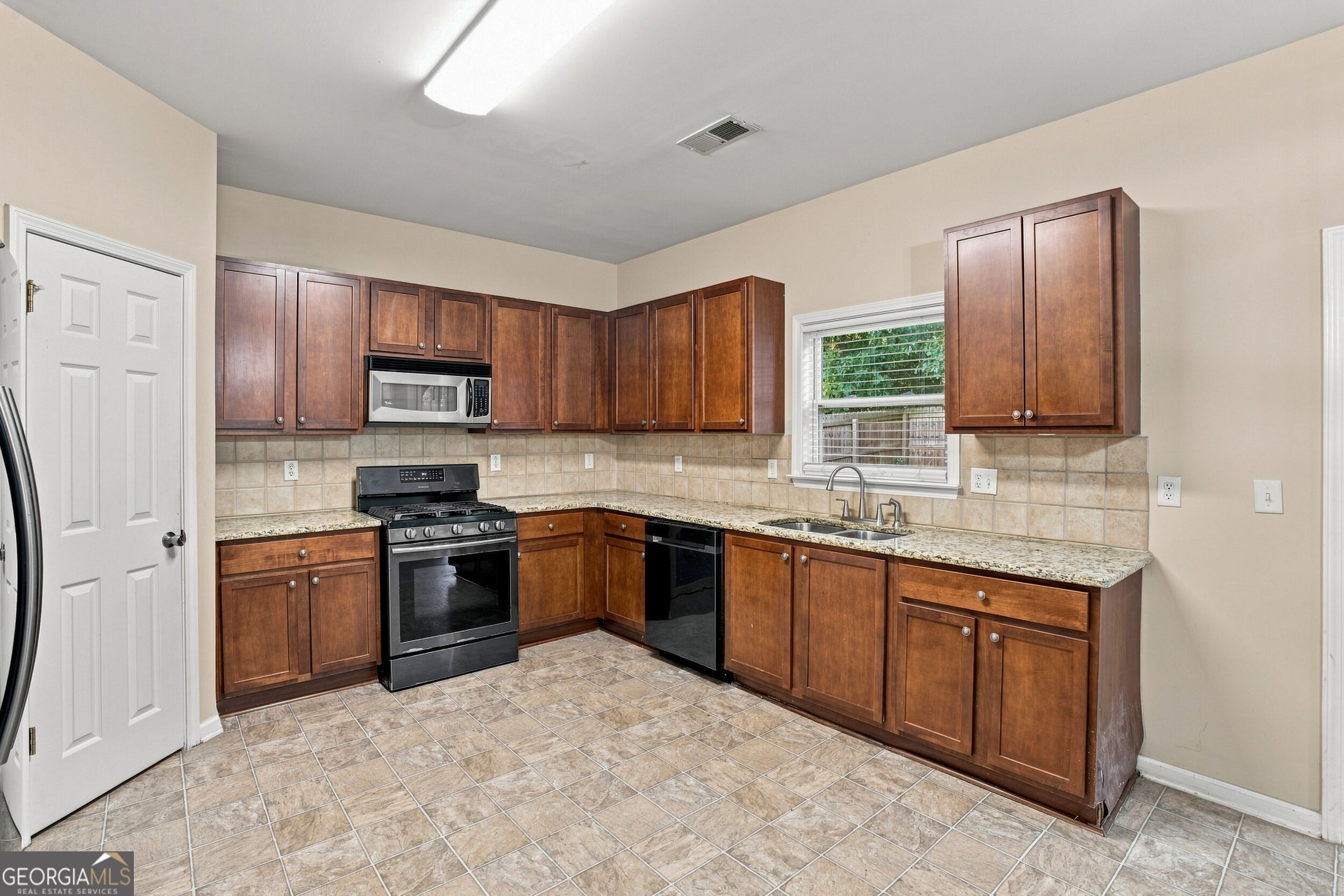 7174 Flagstone Place Property Photo 16