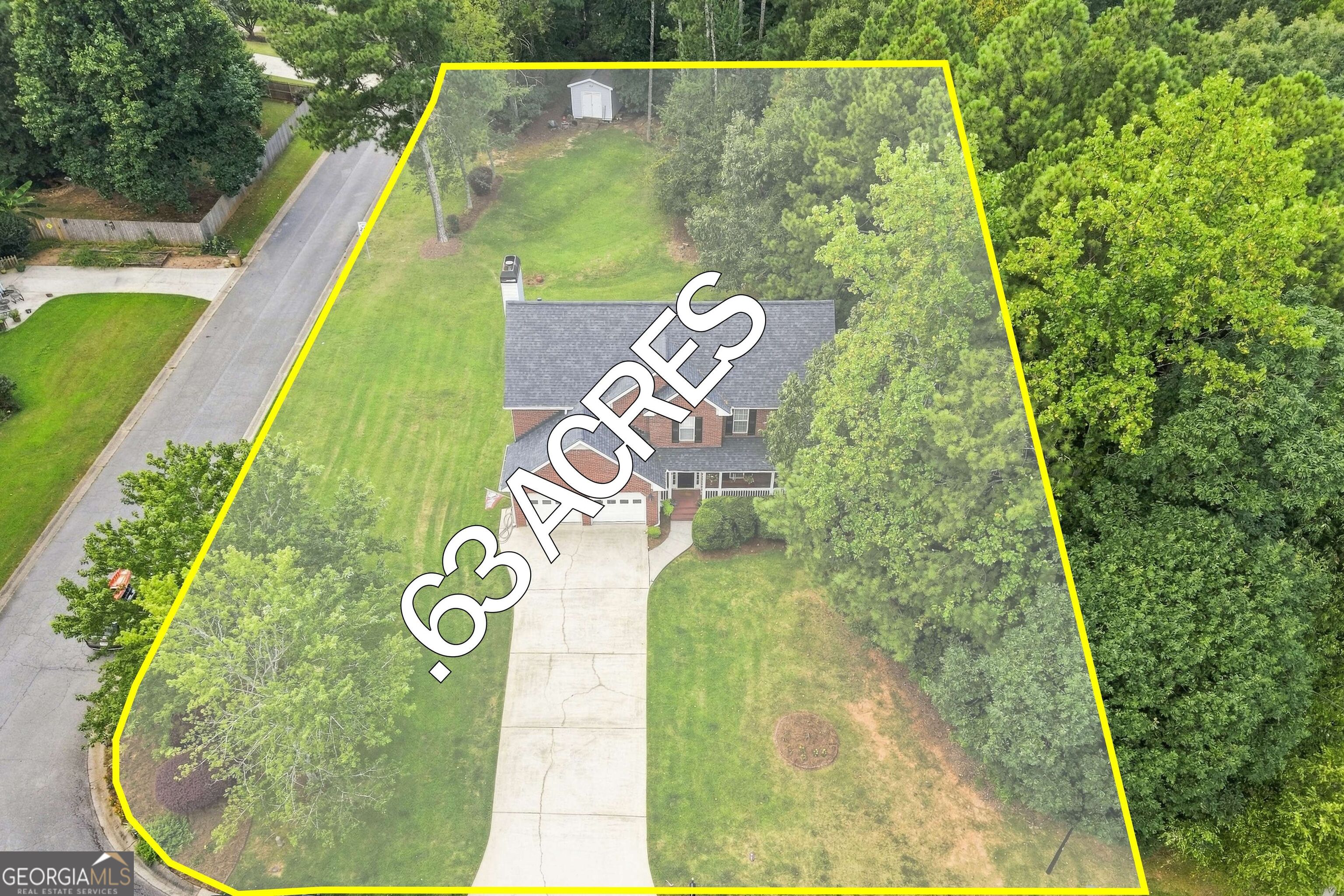 5821 Silverthorn Drive Property Photo 4
