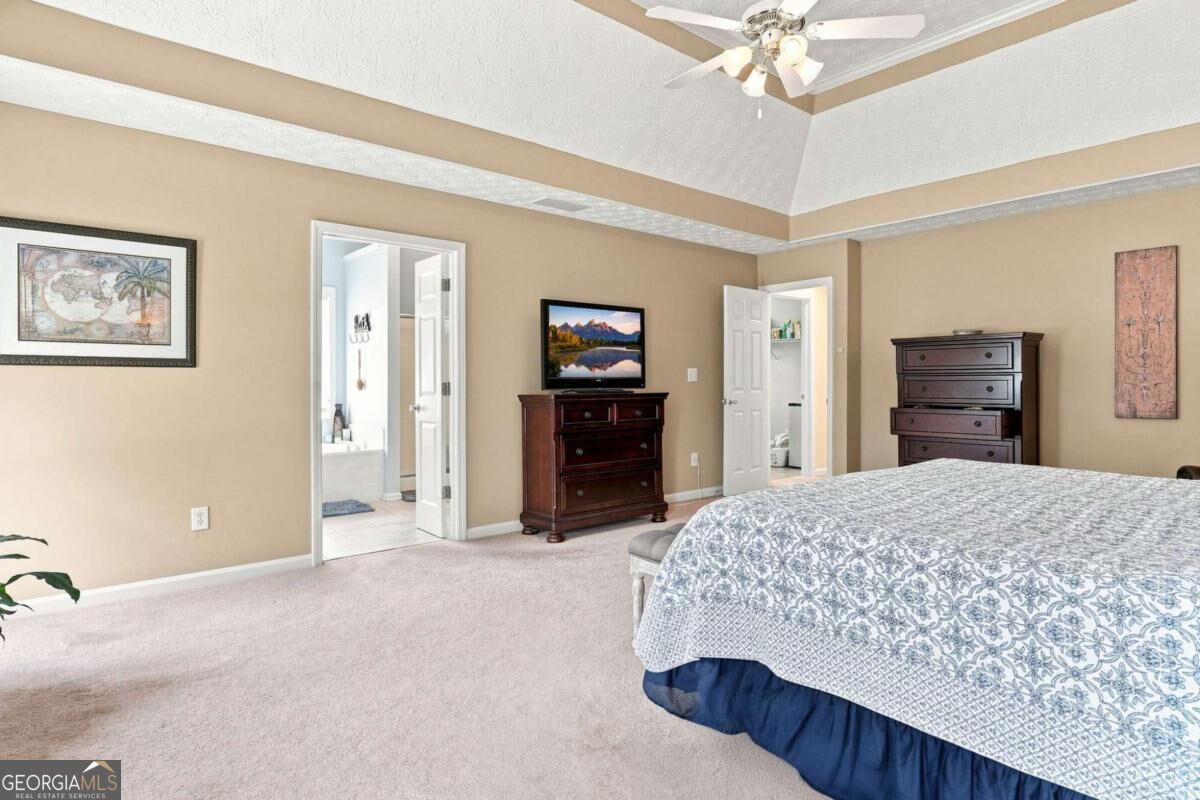 5821 Silverthorn Drive Property Photo 24
