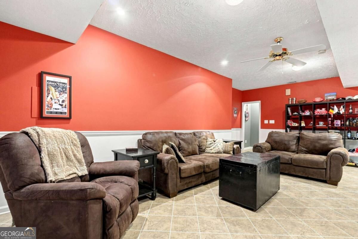 5821 Silverthorn Drive Property Photo 51