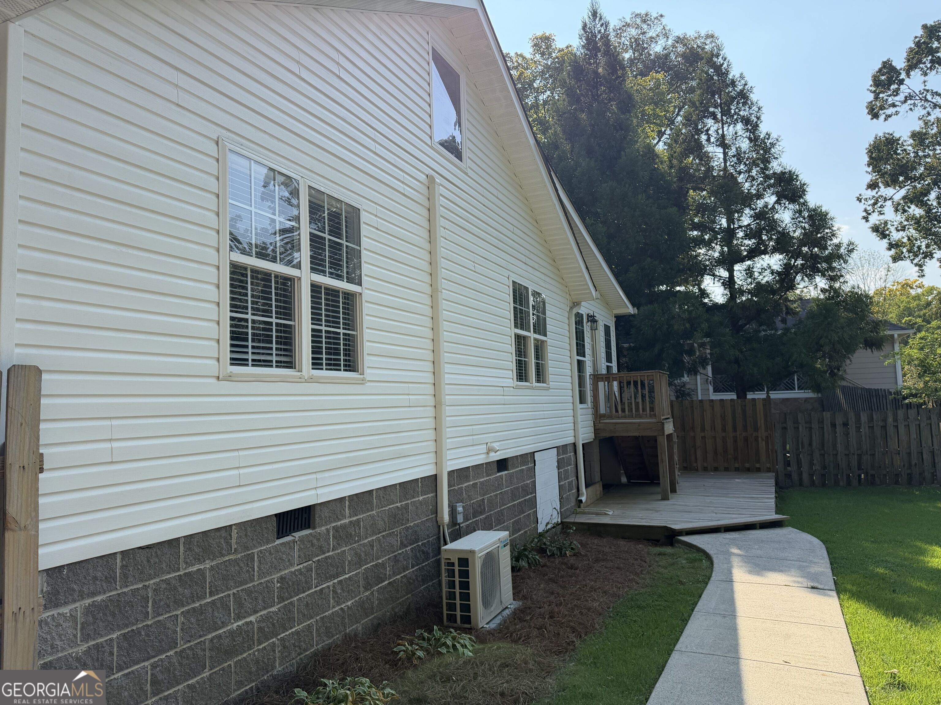 106 Robin Street Nw Property Photo 6