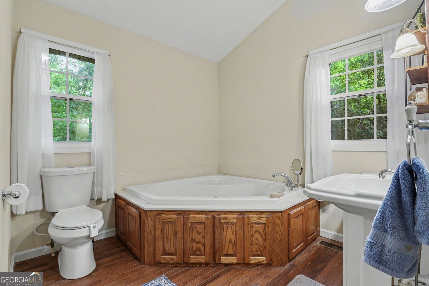 1191 Old Forge Estates Property Photo 23