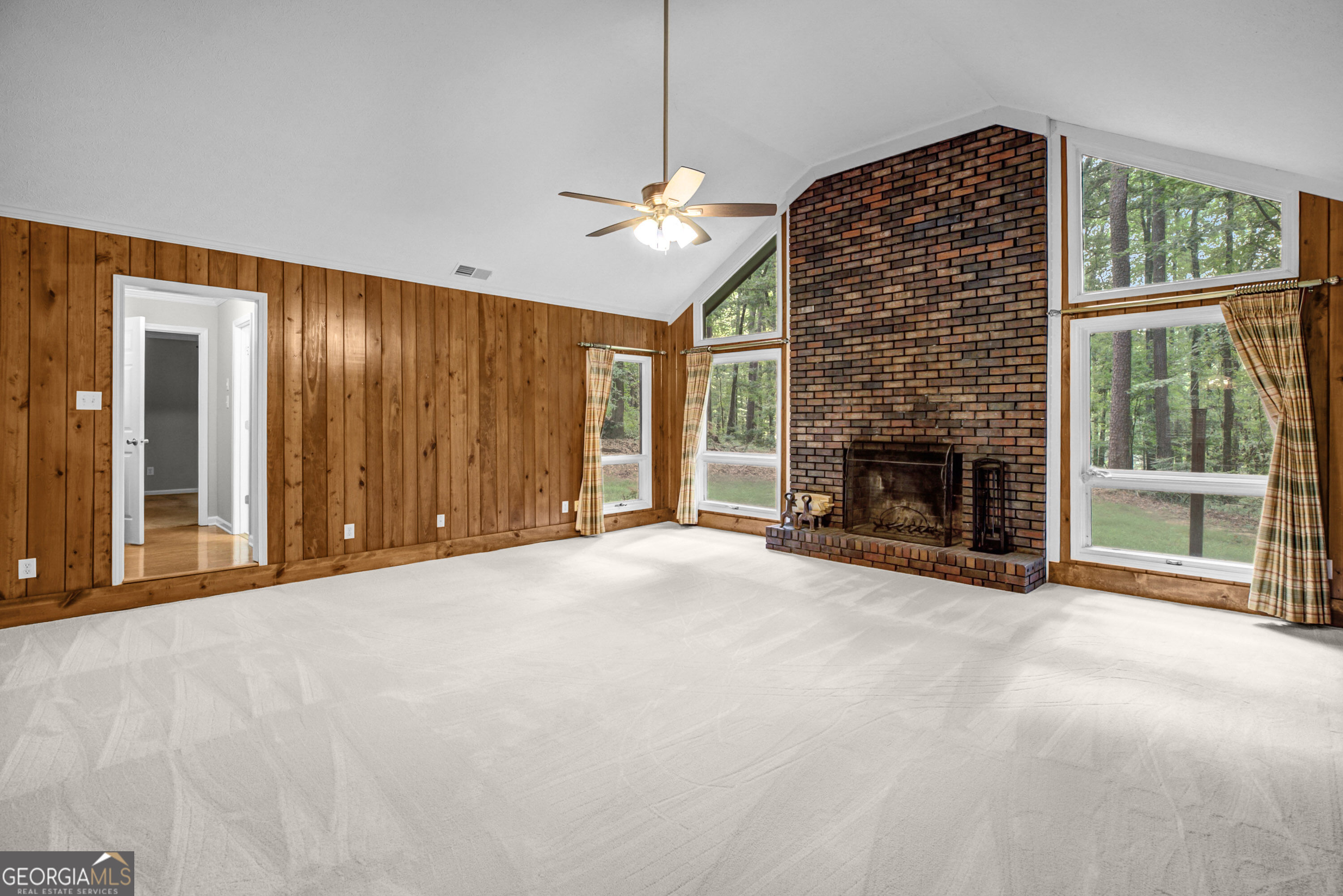 115 Westbourne Drive Property Photo 4
