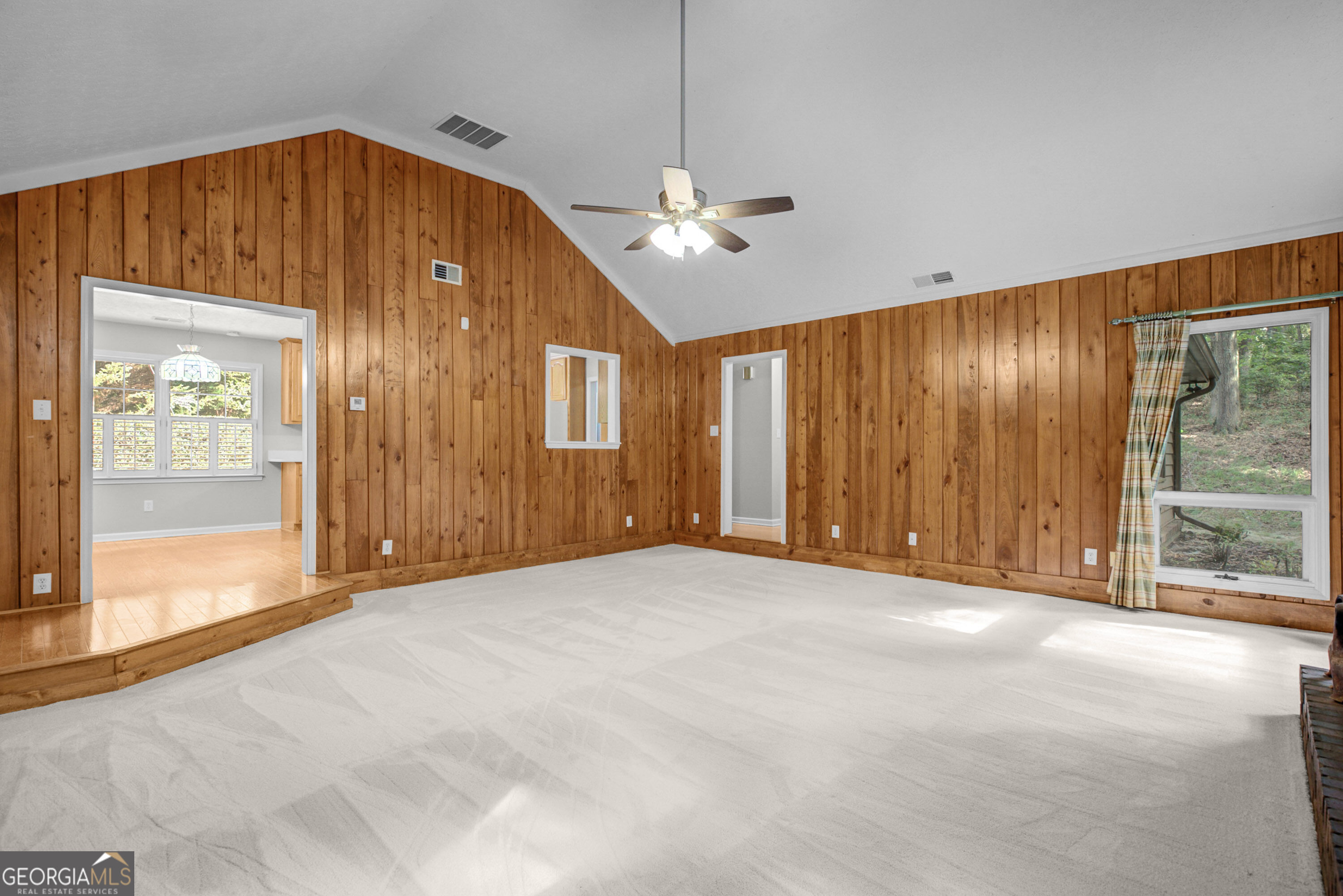 115 Westbourne Drive Property Photo 12