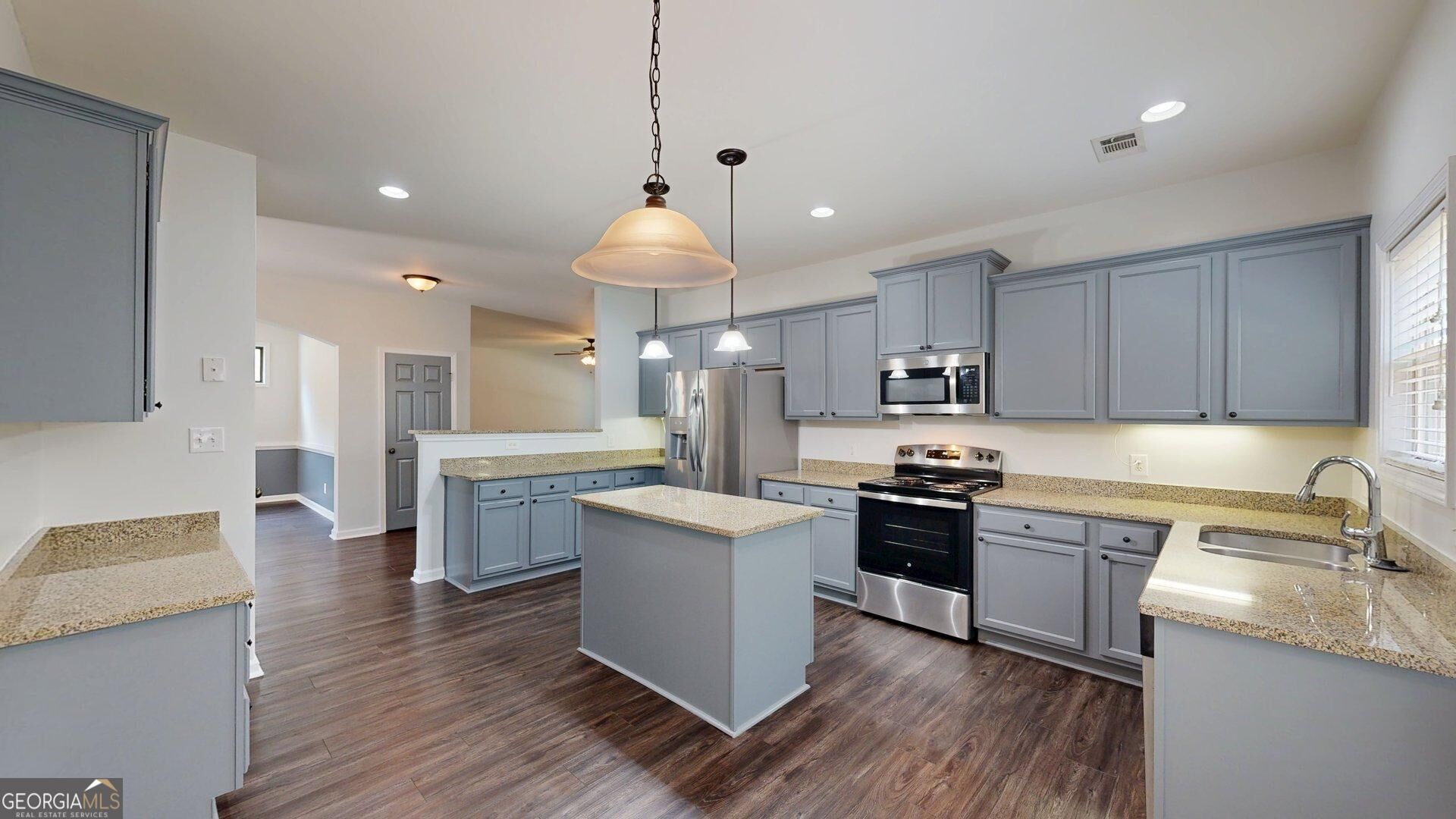445 Summerlin Boulevard Property Photo 16