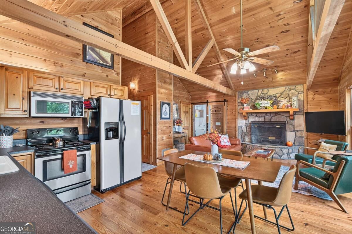 778 Walnut Mountain Road Property Photo 8