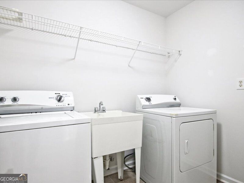 2265 Amberbrook Lane Property Photo 37