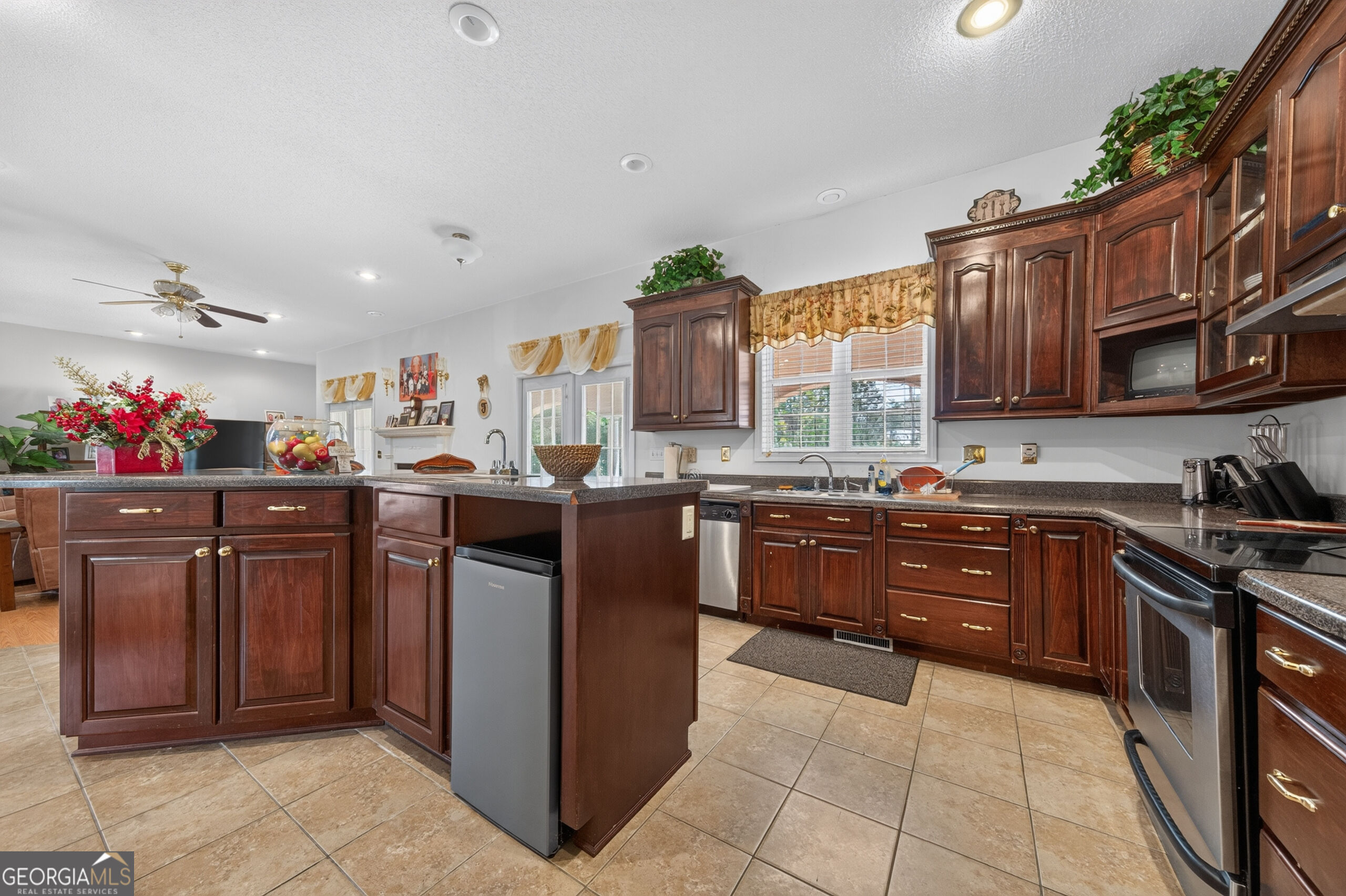 103 Waters Edge Drive Ne Property Photo 36