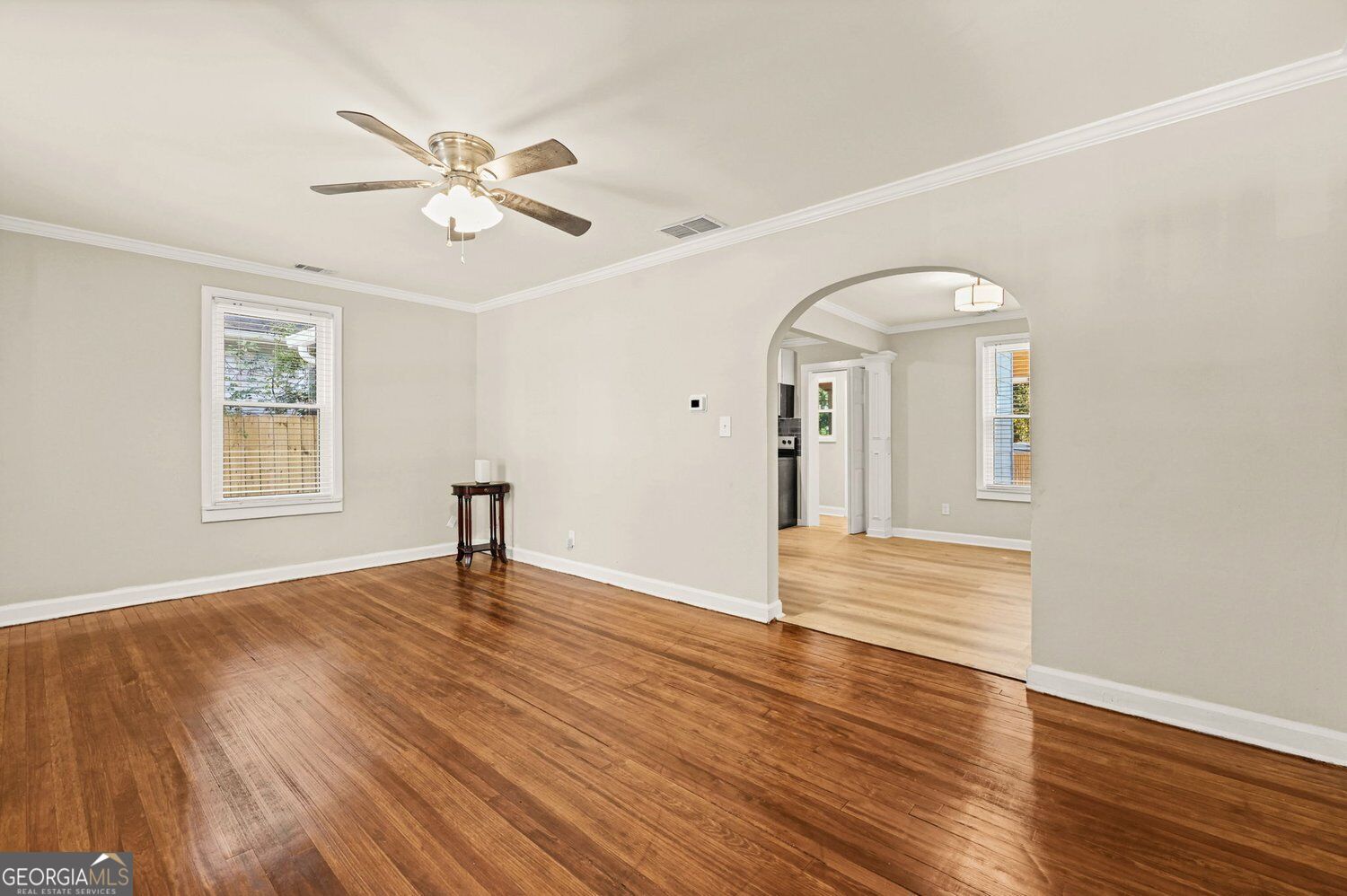 2447 Crestview Avenue Property Photo 5