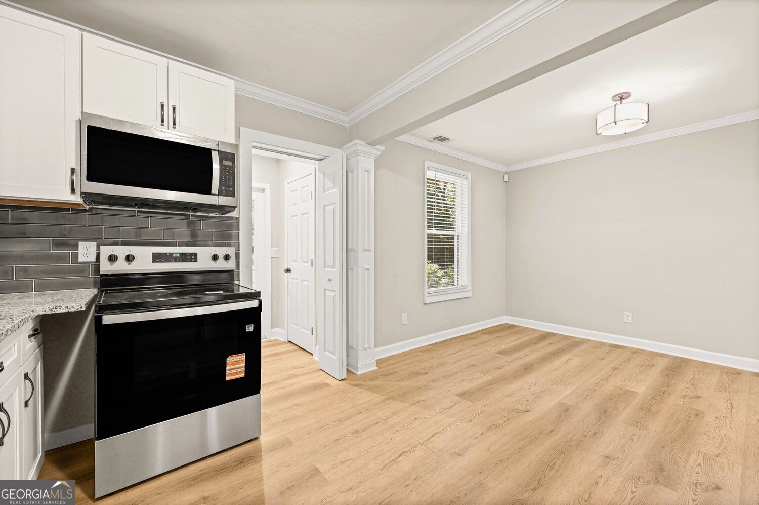 2447 Crestview Avenue Property Photo 15