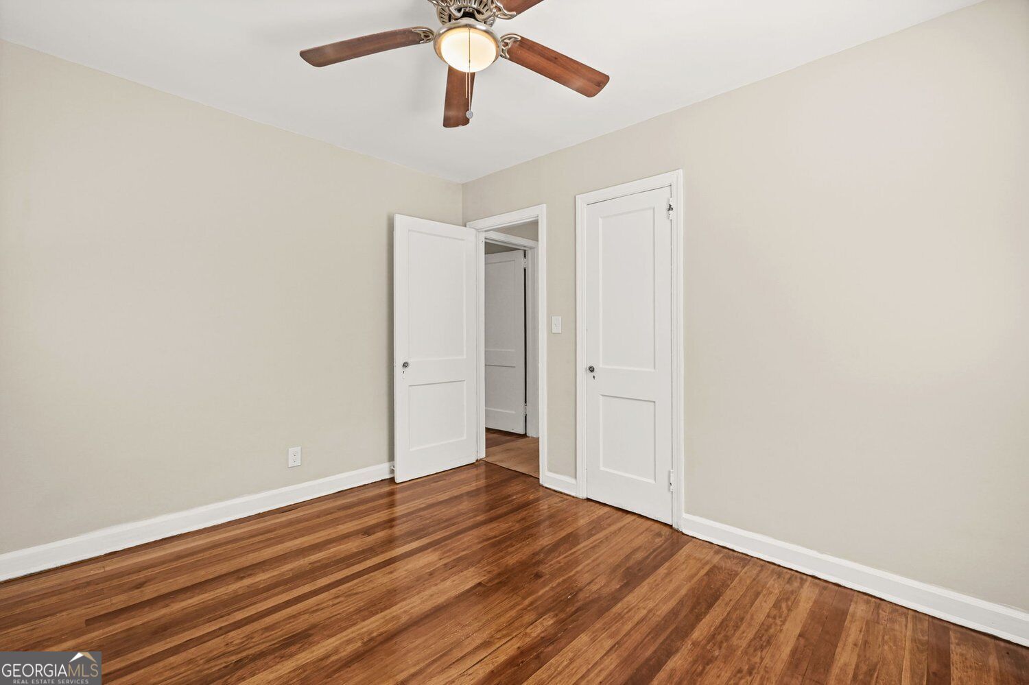 2447 Crestview Avenue Property Photo 19