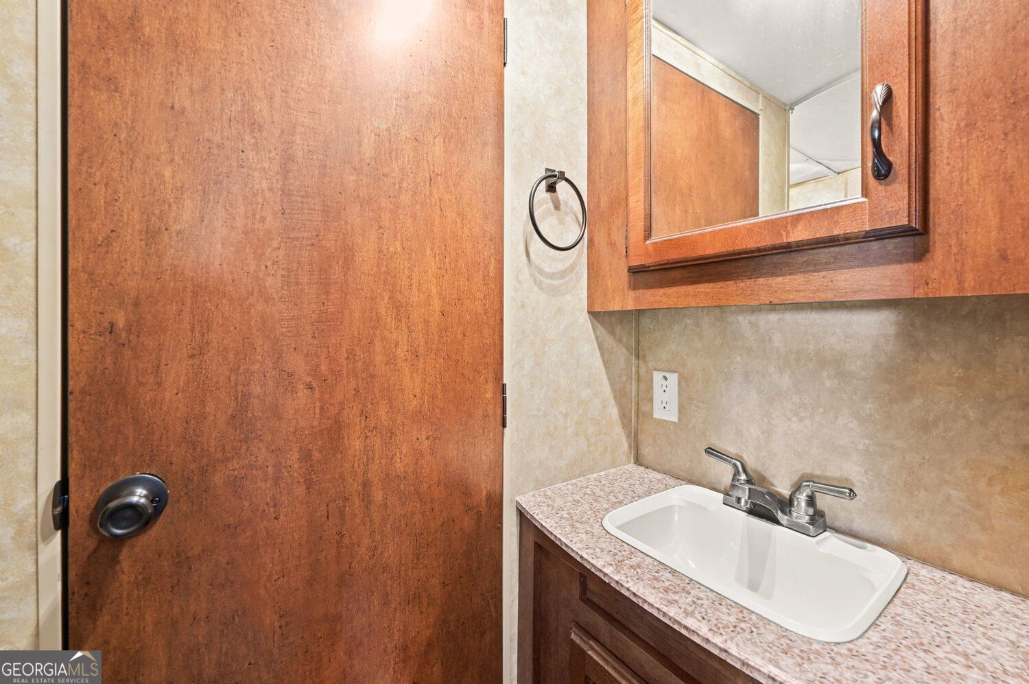 2447 Crestview Avenue Property Photo 32