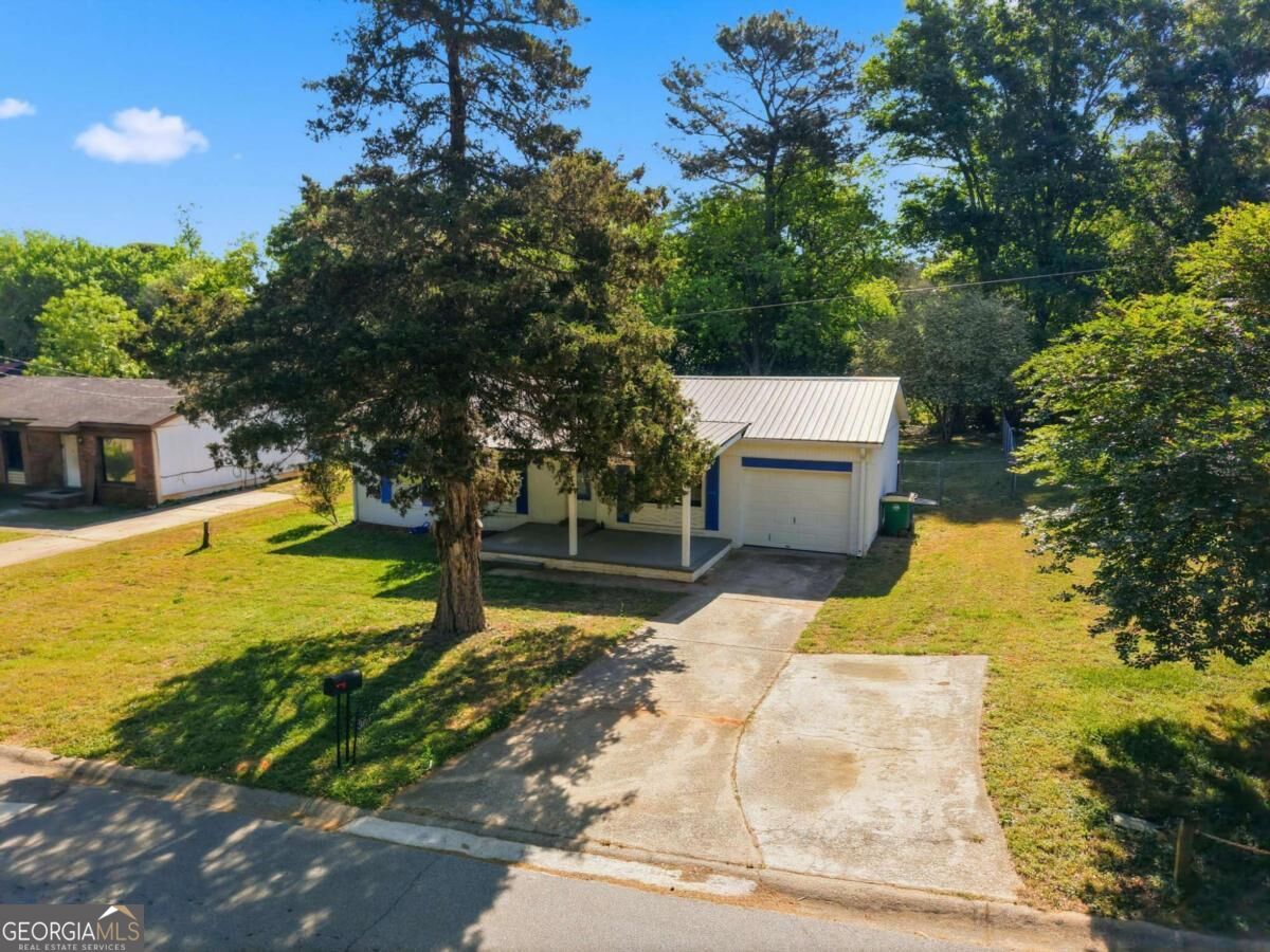 360 Martin Circle Property Photo 5