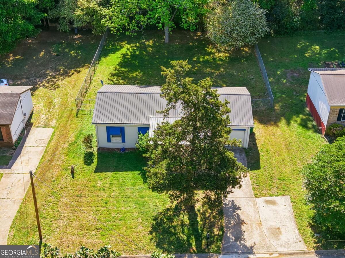 360 Martin Circle Property Photo 9