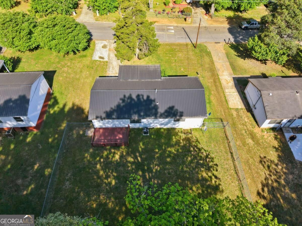 360 Martin Circle Property Photo 10
