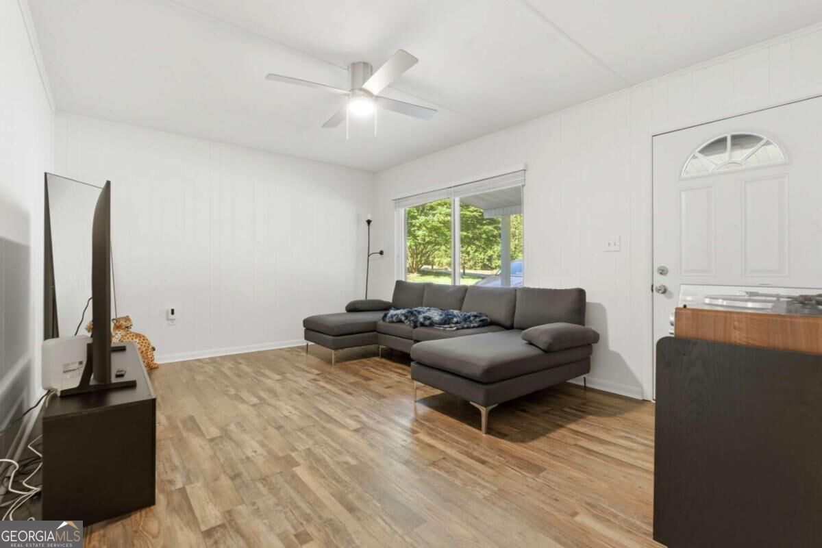 360 Martin Circle Property Photo 20