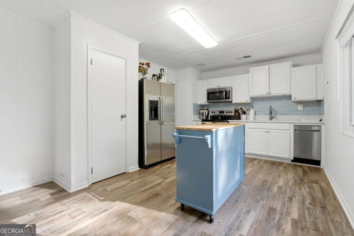 360 Martin Circle Property Photo 21