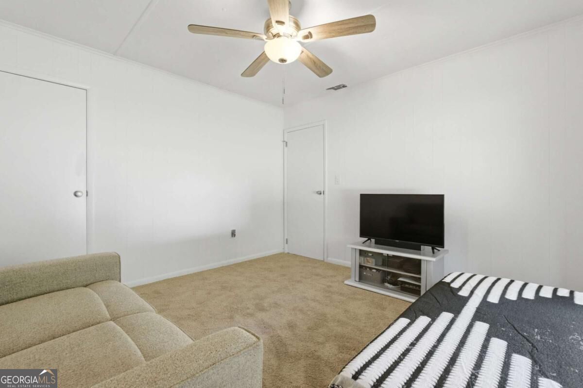 360 Martin Circle Property Photo 32