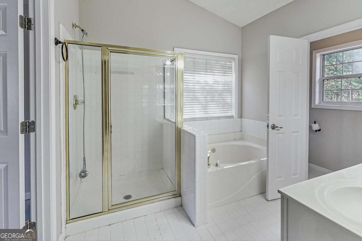 326 Canterbury Plac Drive Property Photo 31