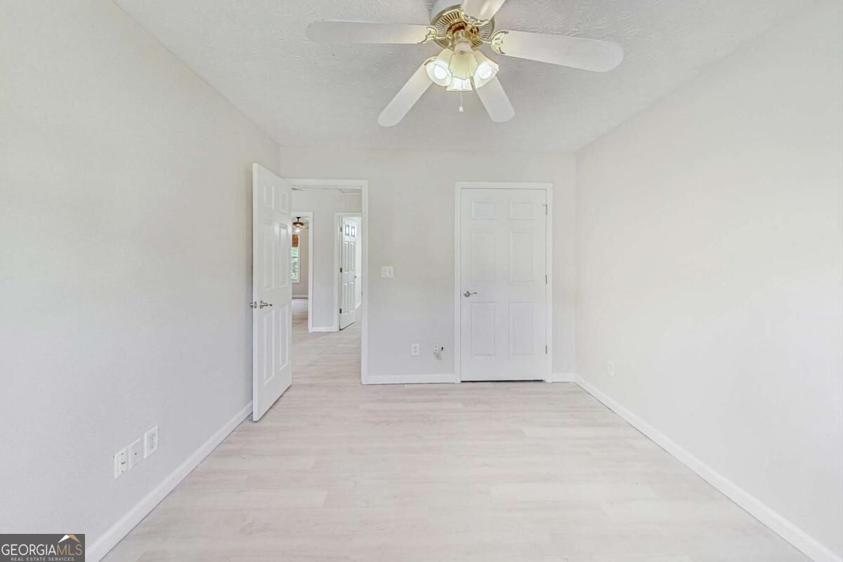 326 Canterbury Plac Drive Property Photo 39