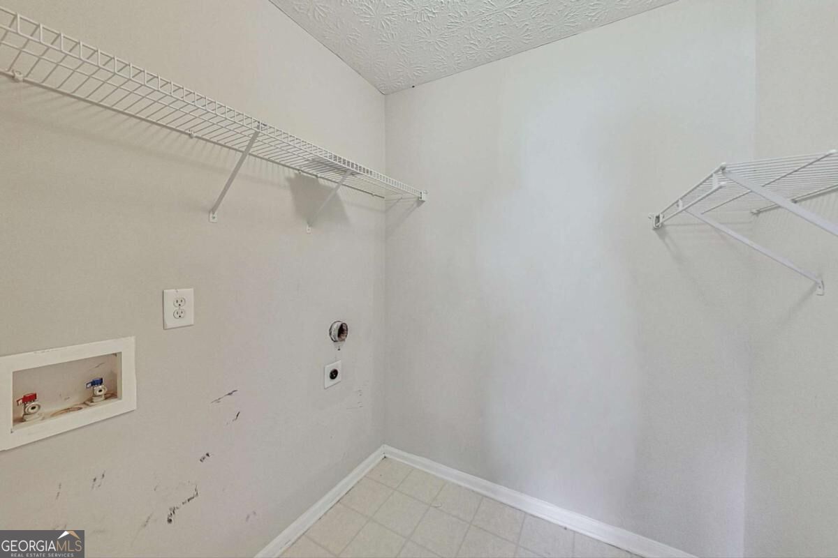 326 Canterbury Plac Drive Property Photo 42
