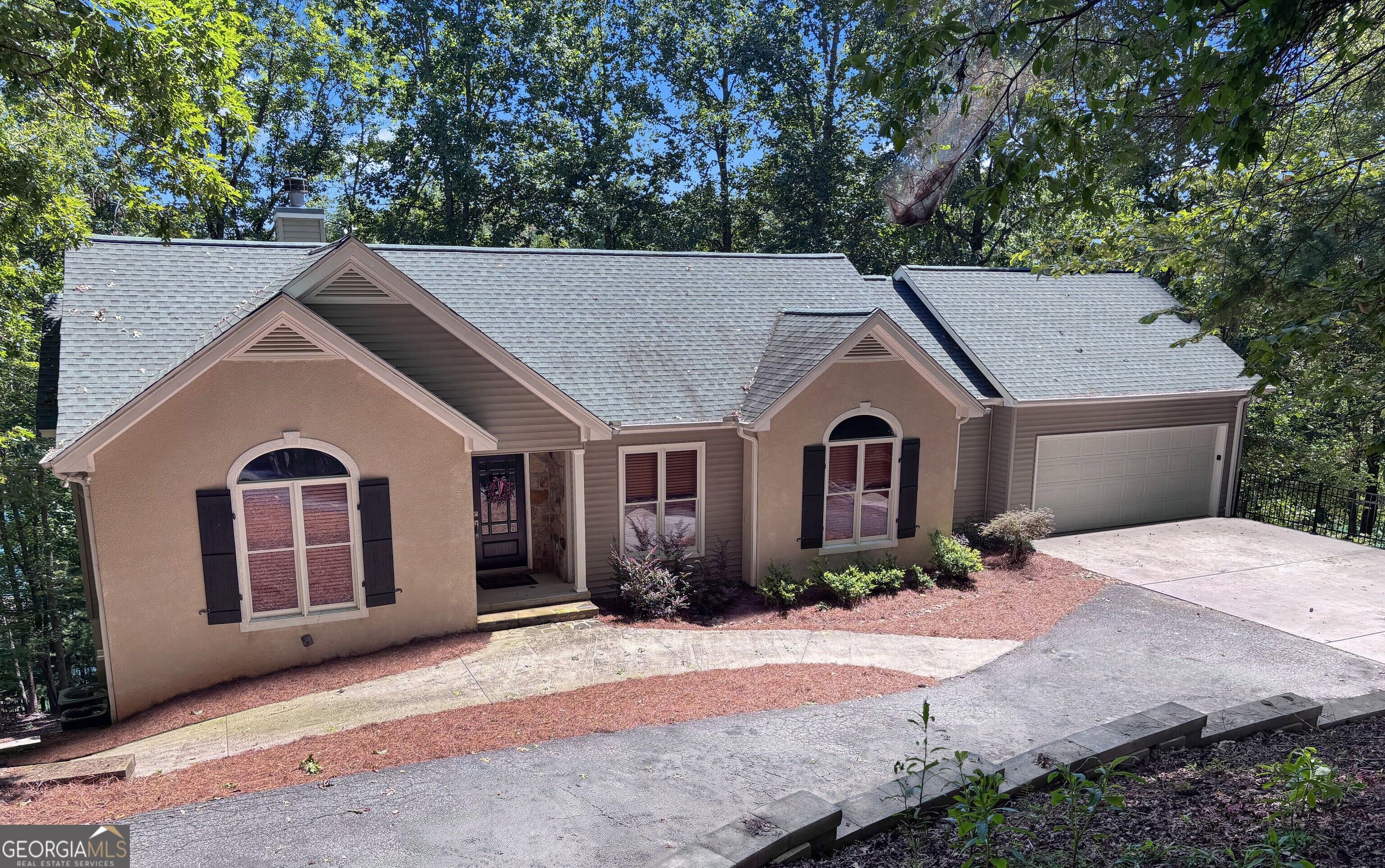 406 Arrowood Pointe Property Photo 1