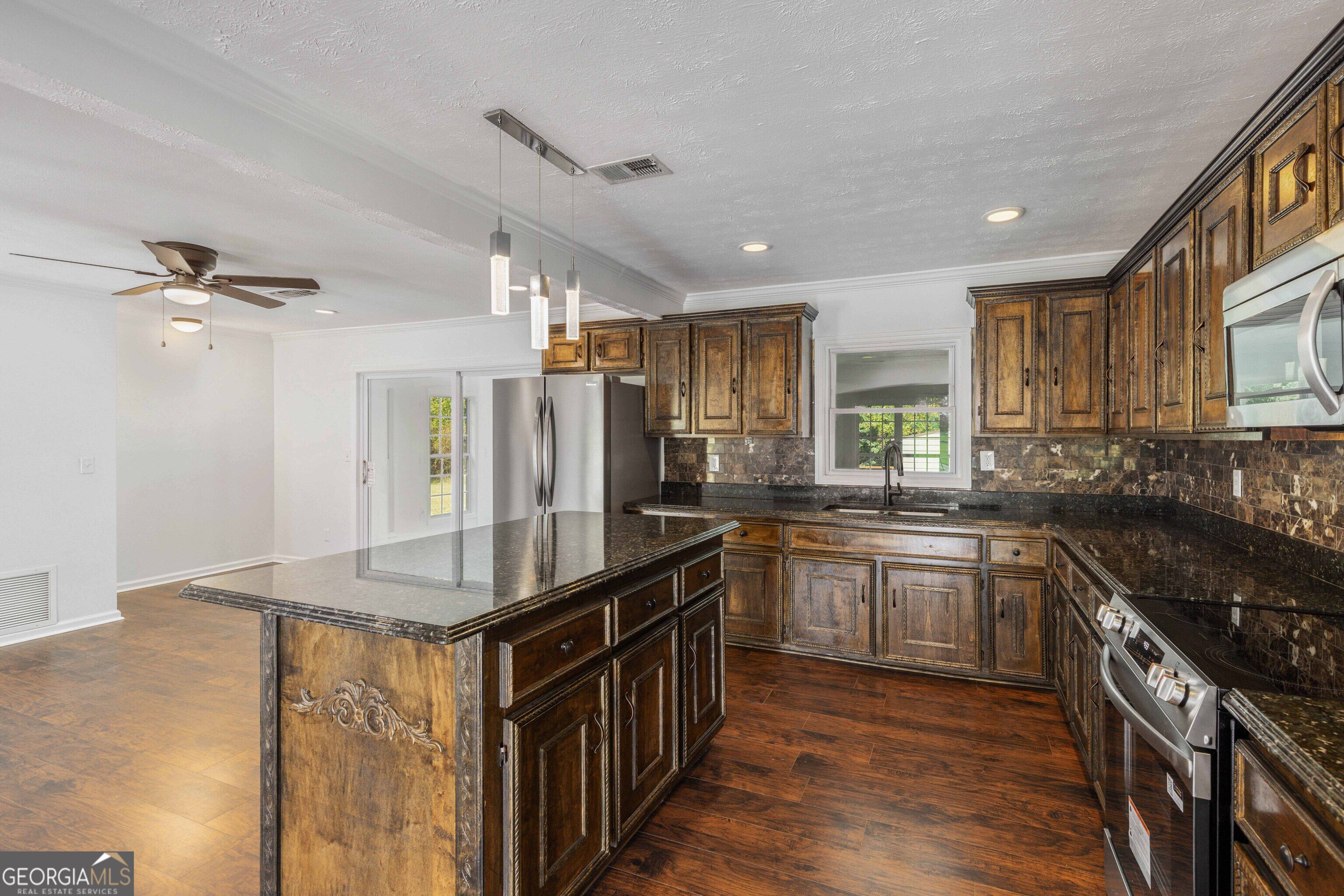 1841 Celeste Drive Property Photo 43