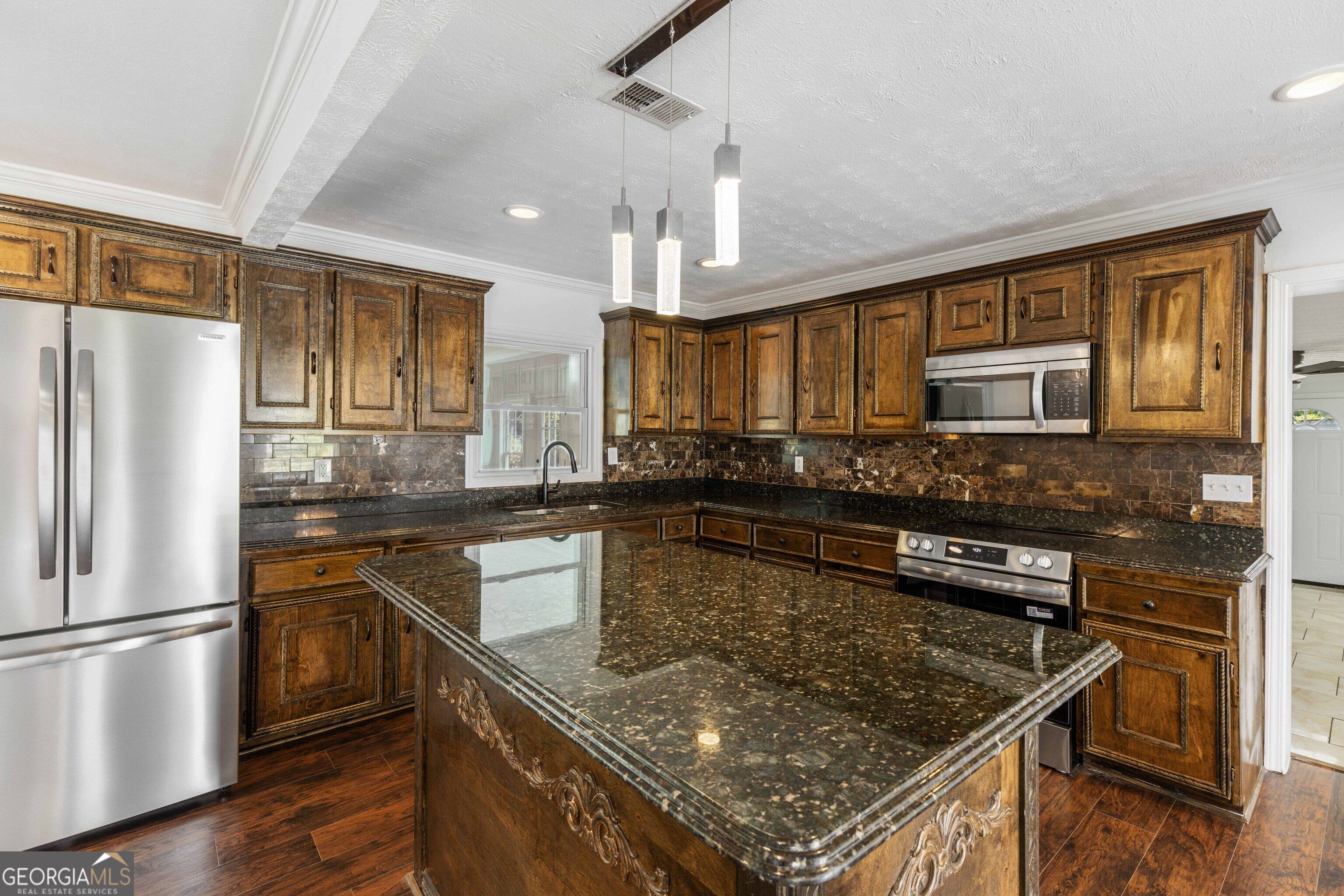 1841 Celeste Drive Property Photo 44