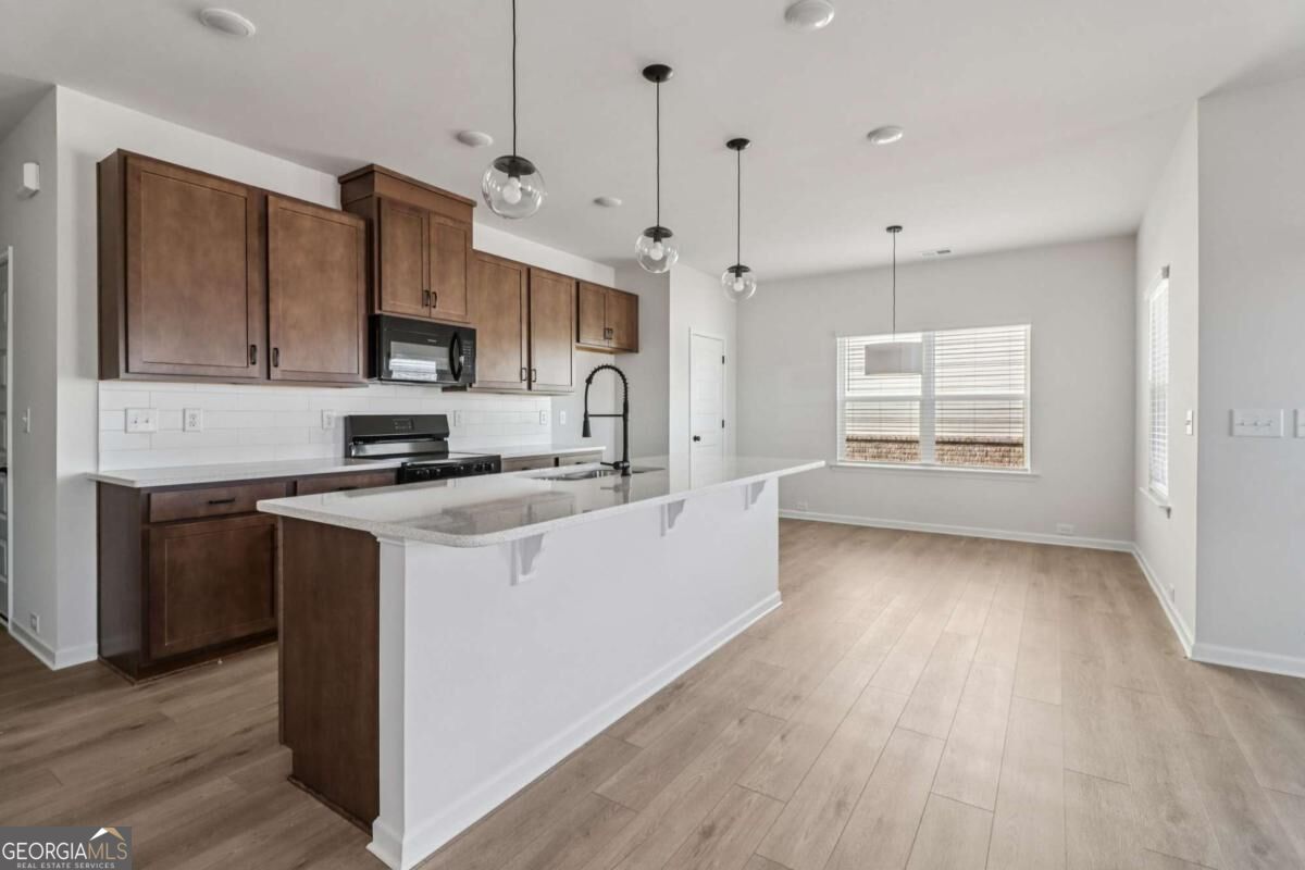 706 Shetland Trail Property Photo 17