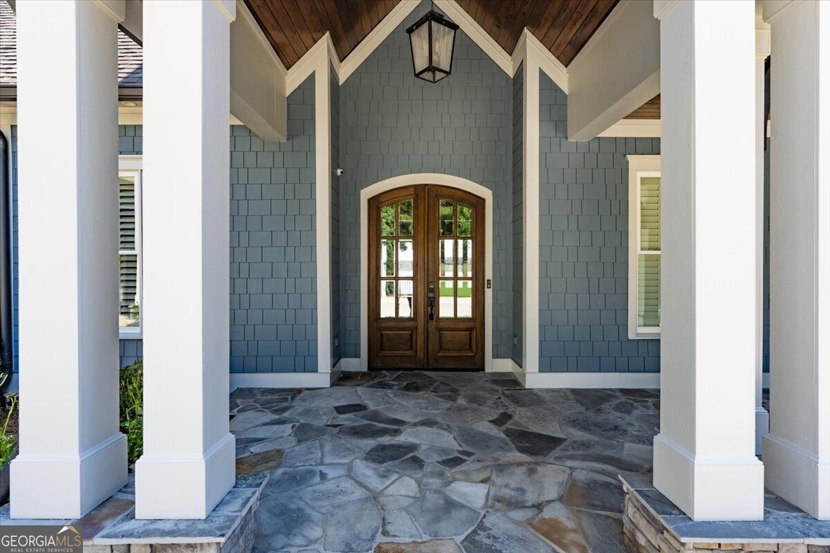 166 Waters Edge Drive Property Photo 7