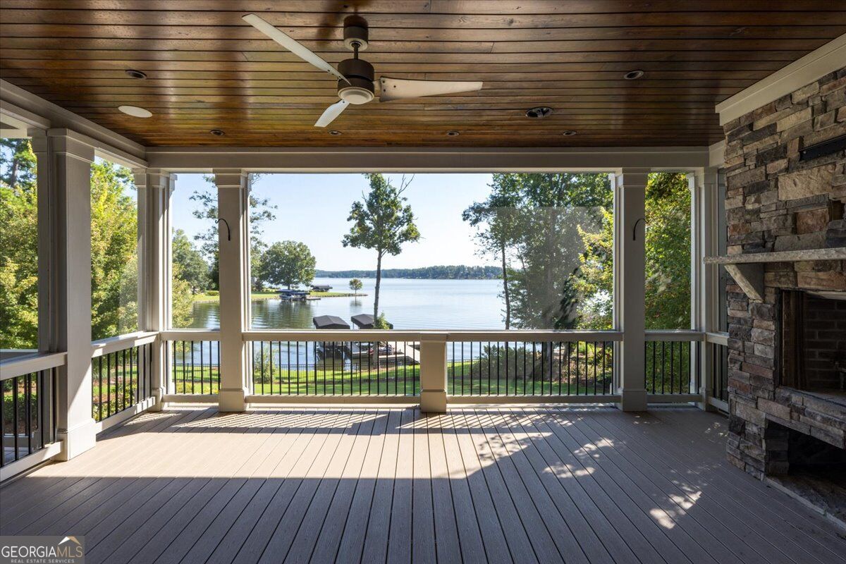 166 Waters Edge Drive Property Photo 25