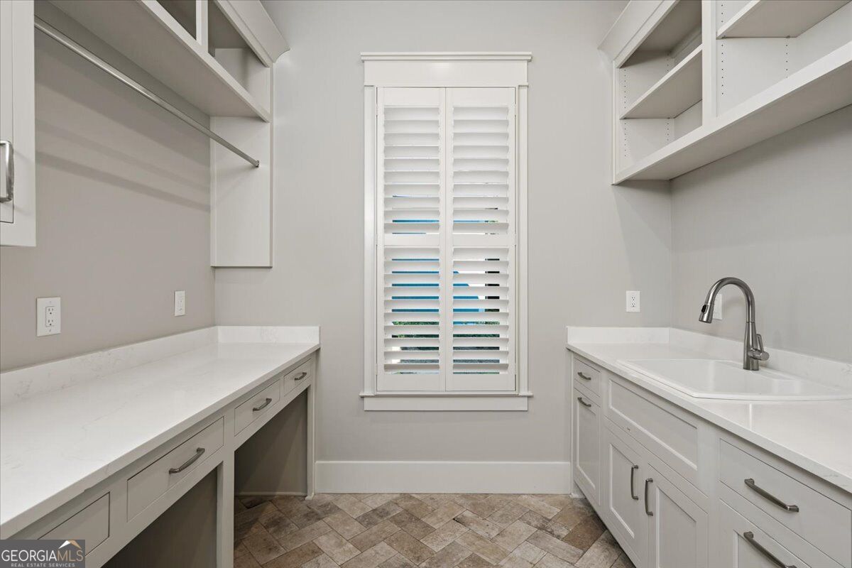 166 Waters Edge Drive Property Photo 27
