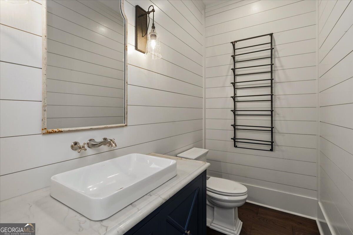 166 Waters Edge Drive Property Photo 28