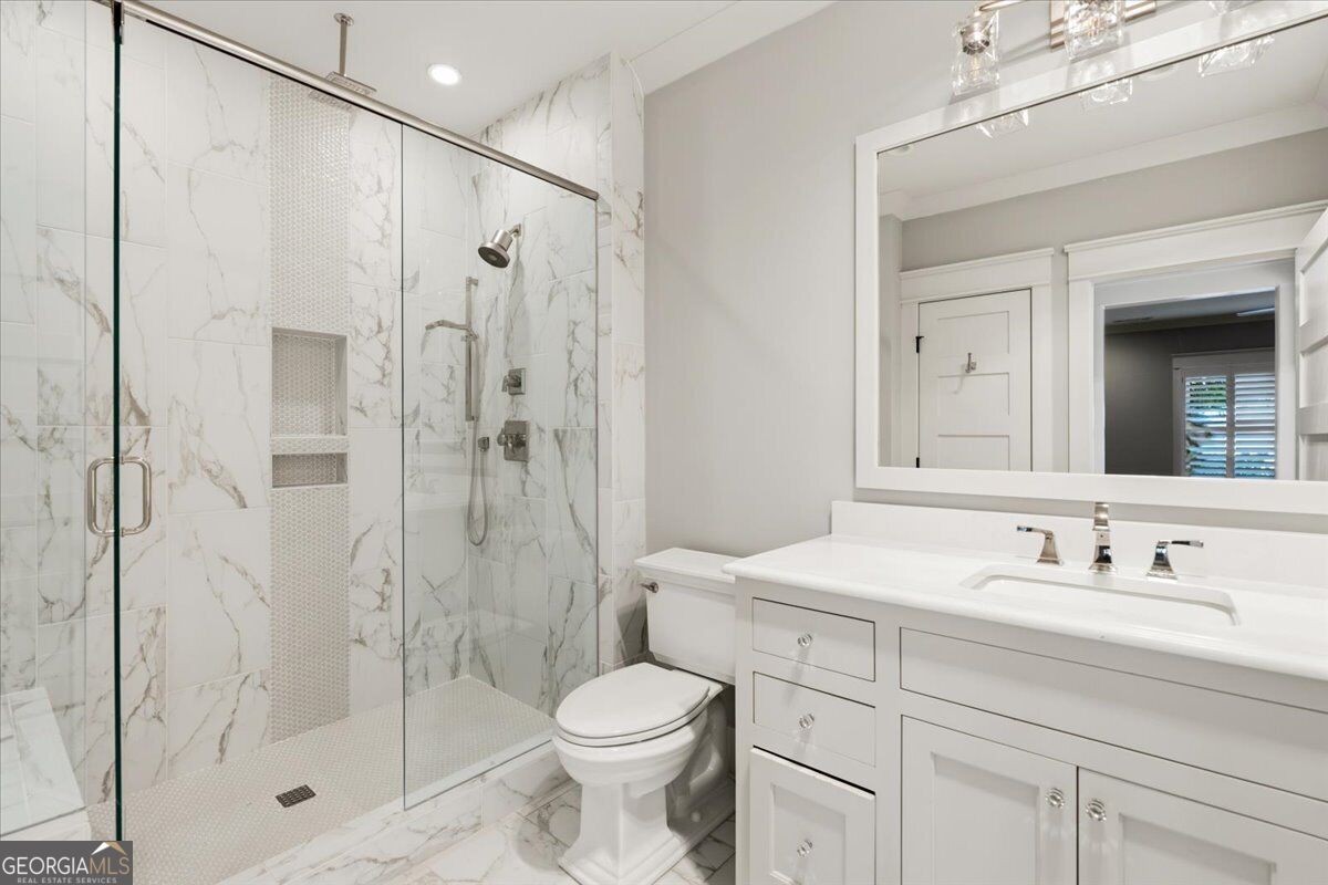 166 Waters Edge Drive Property Photo 42