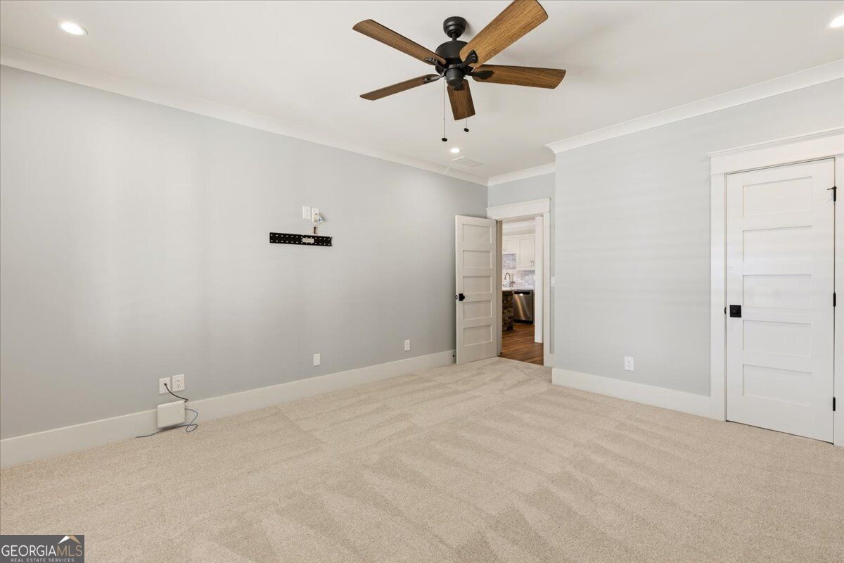 166 Waters Edge Drive Property Photo 45