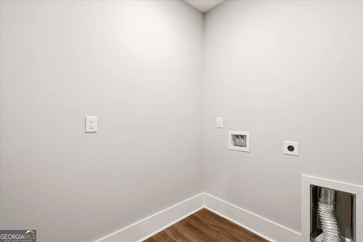 166 Waters Edge Drive Property Photo 52