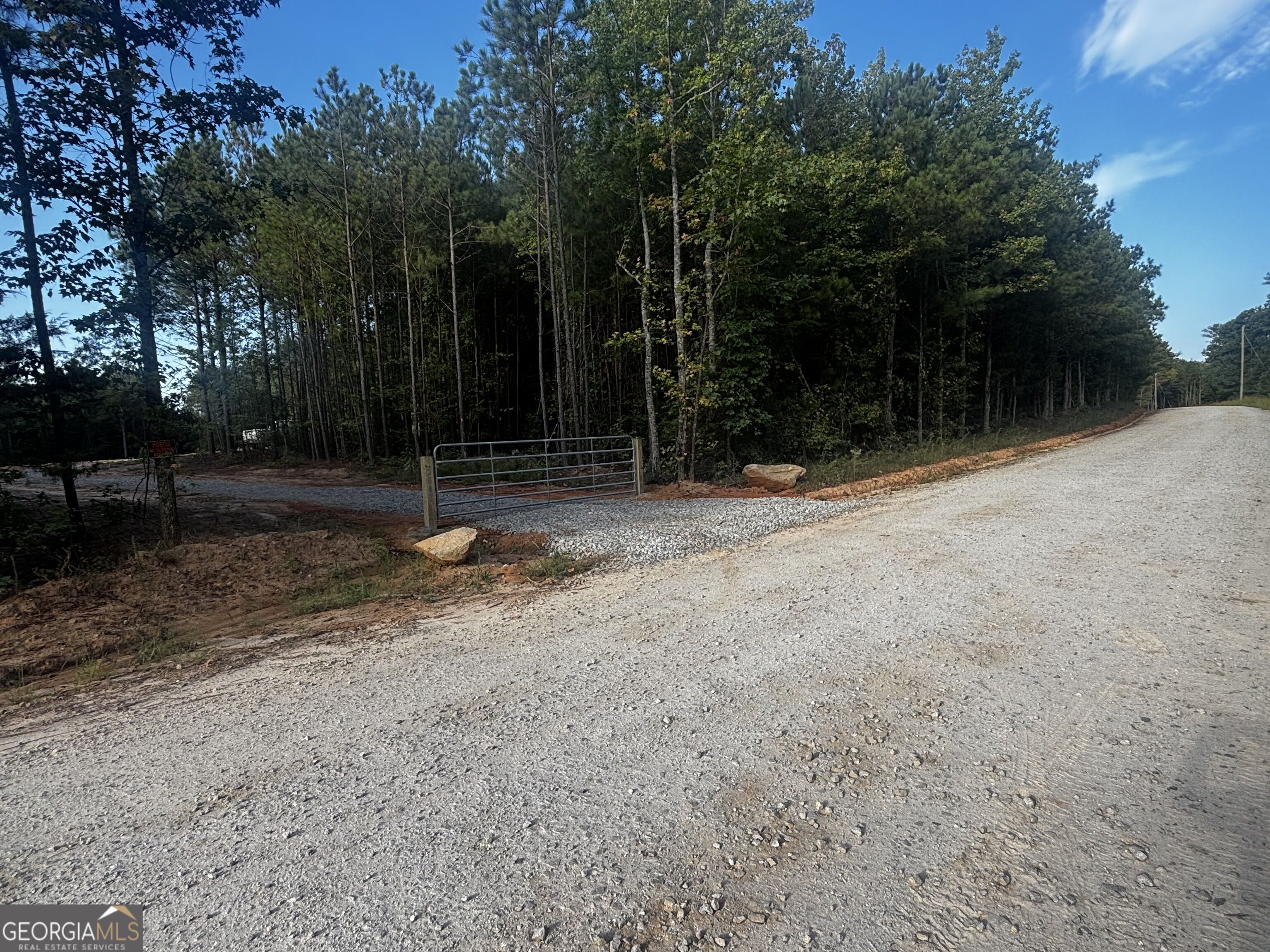 2807 Cedar Creek Rd Property Photo 1